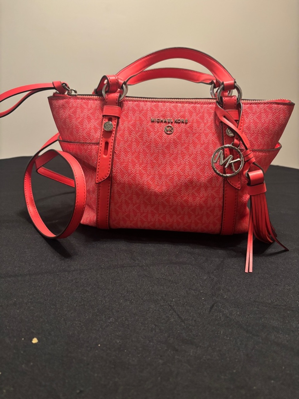 Michael Kors Sullivan Small Logo Top-Zip Tote Bag in Germaine/ Red